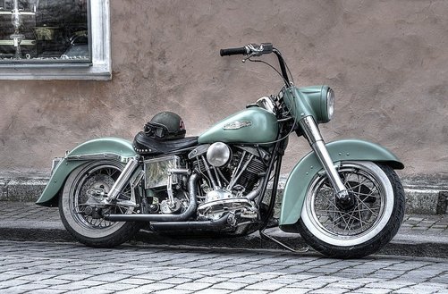Bil eller motorcykel? Vad du välja? – Pmcbike.se
